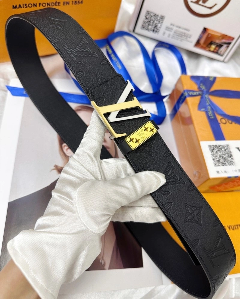 Compact Louis Vuitton Belts 301480