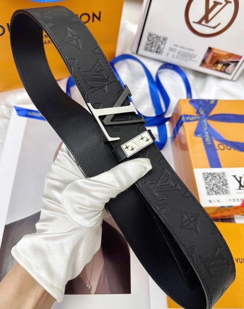 Compact Louis Vuitton Belts 301480