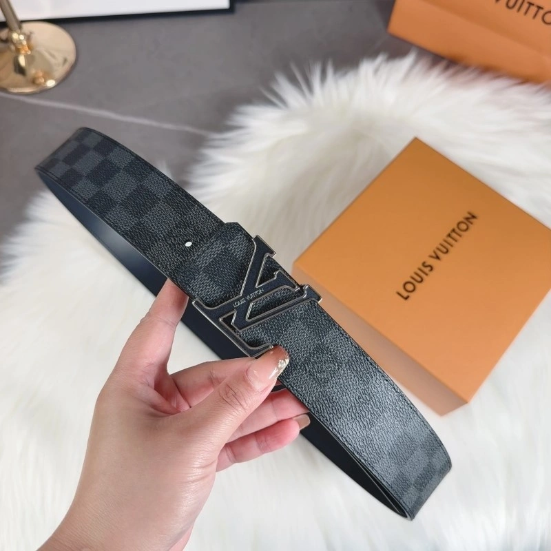 SmoothTexture Louis Vuitton Belts 301433
