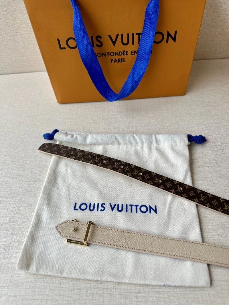 Versatile Louis Vuitton Belts 301437
