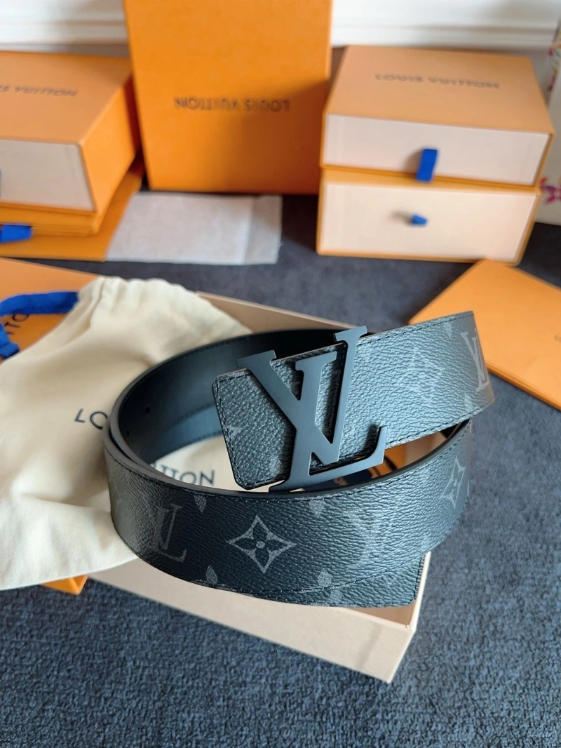Louis Vuitton Belts Fashionable 301430