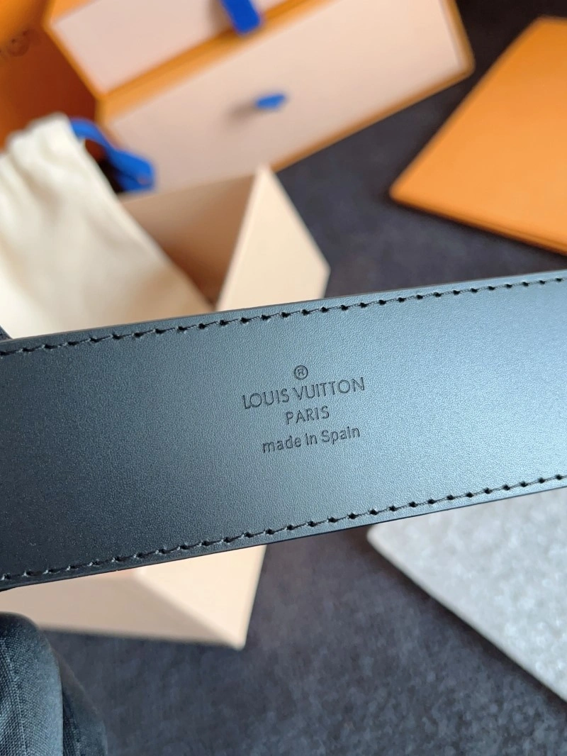 Soft Louis Vuitton Belts 301425