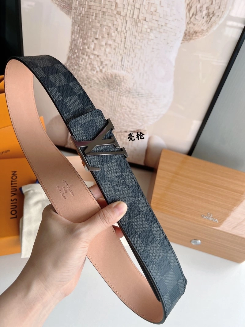 Youthful Louis Vuitton Belts 301399