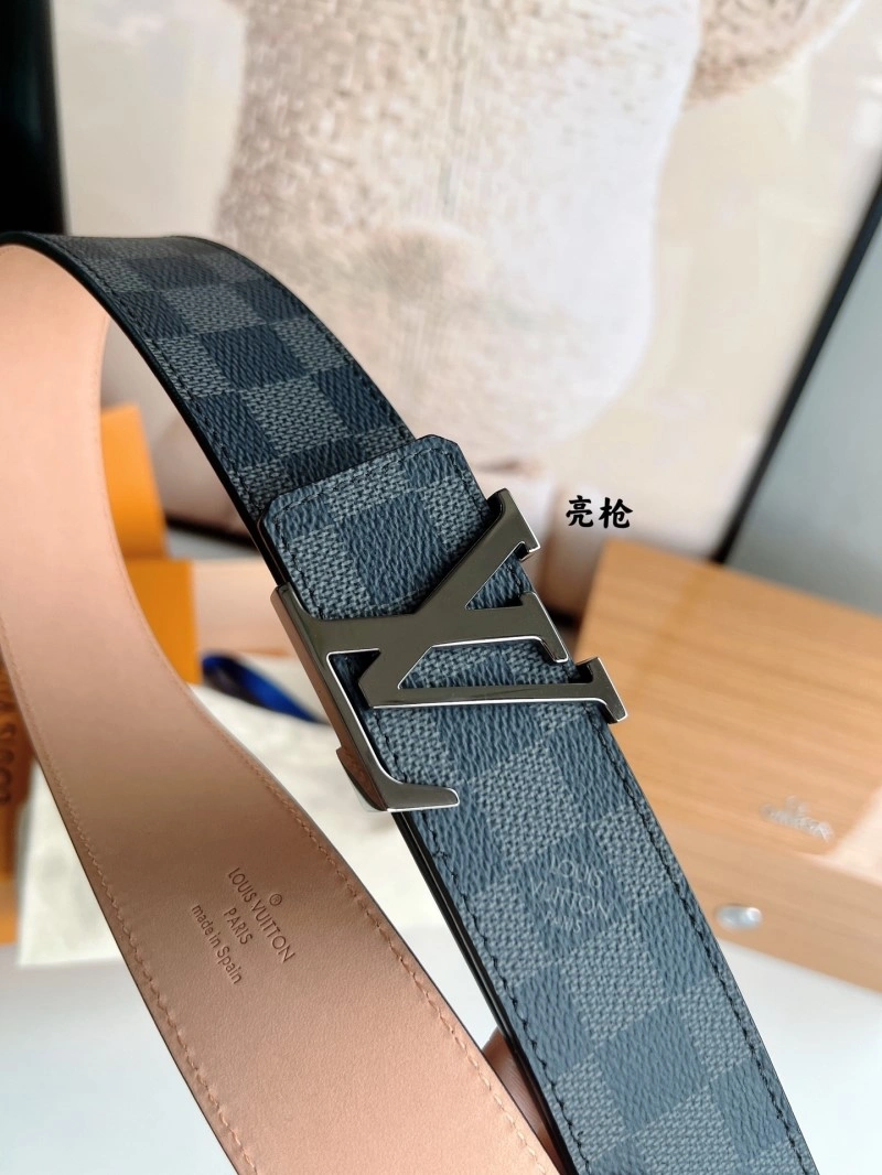 Youthful Louis Vuitton Belts 301399