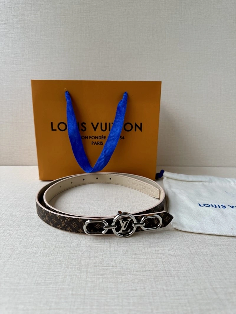 Louis Vuitton Belts Attractive 301411