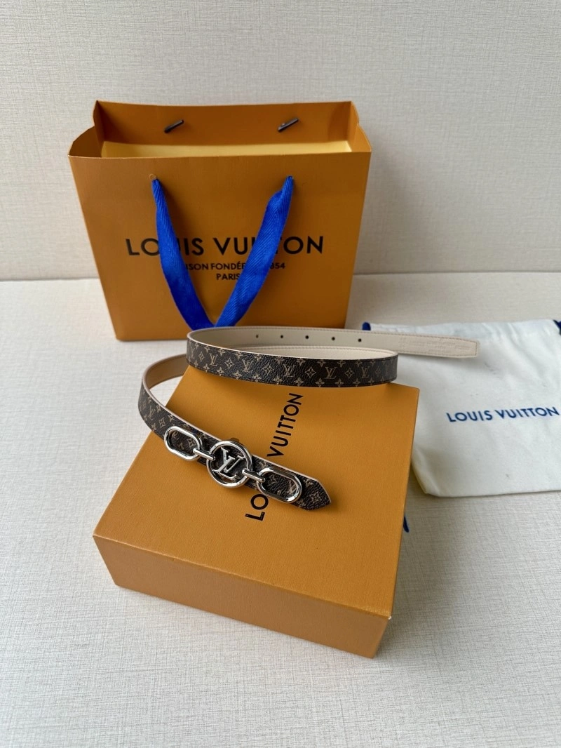 Louis Vuitton Belts Attractive 301411