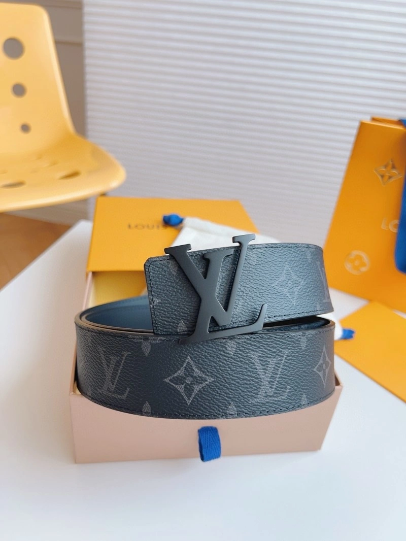 Effortless Louis Vuitton Belts 301385