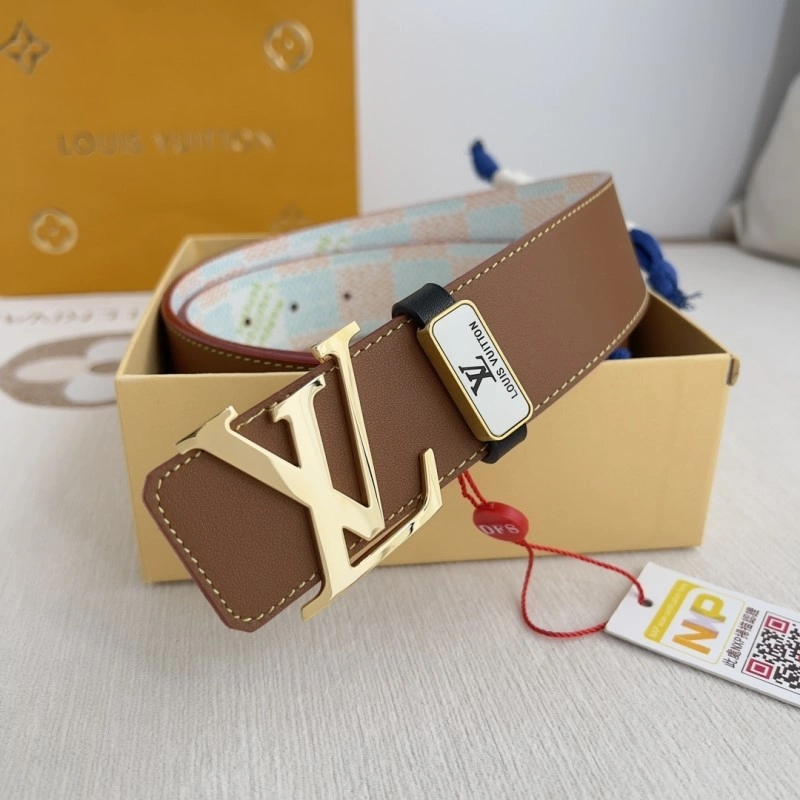Functional Louis Vuitton Belts 301324