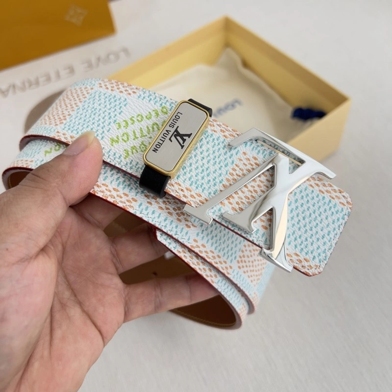 Functional Louis Vuitton Belts 301324