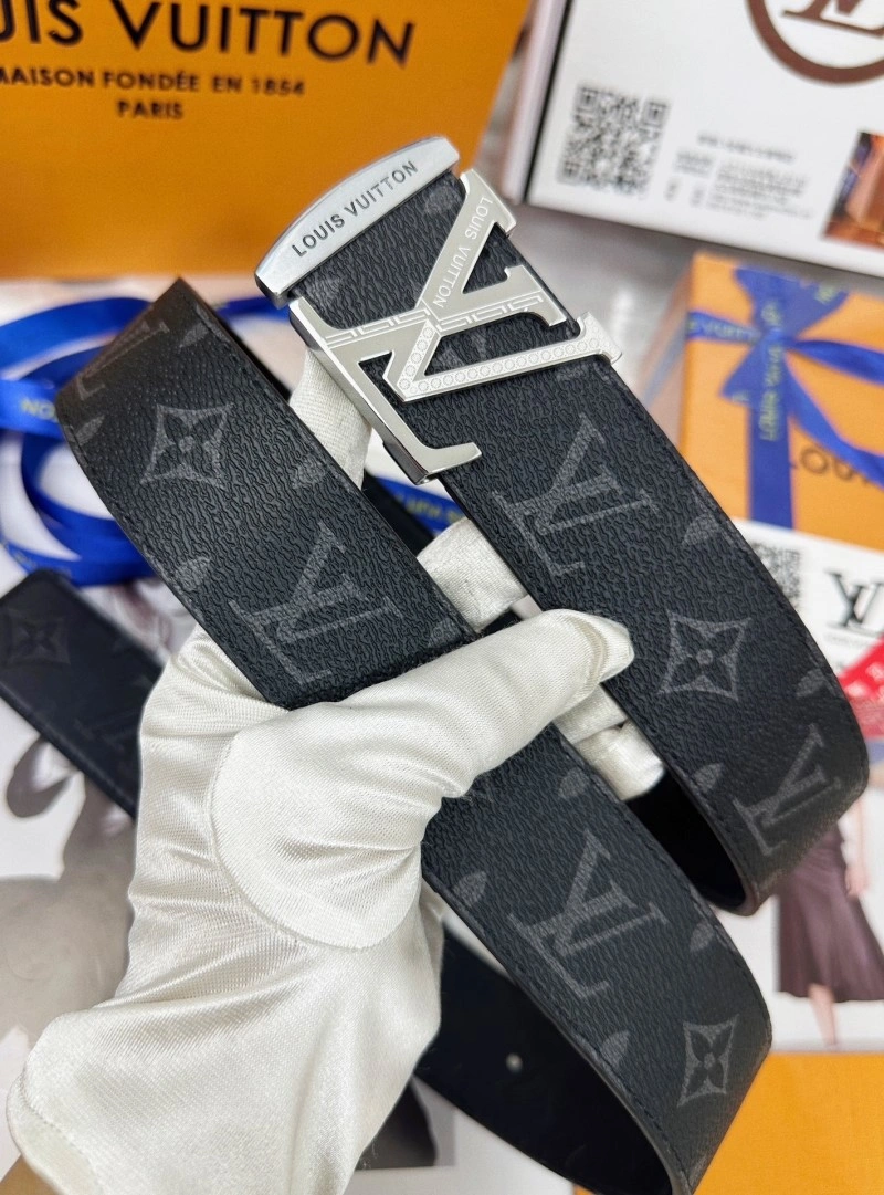 Louis Vuitton Belts Minimalist 301239