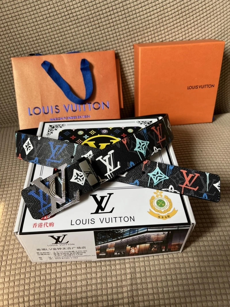 Louis Vuitton Belts UrbanChic 301221