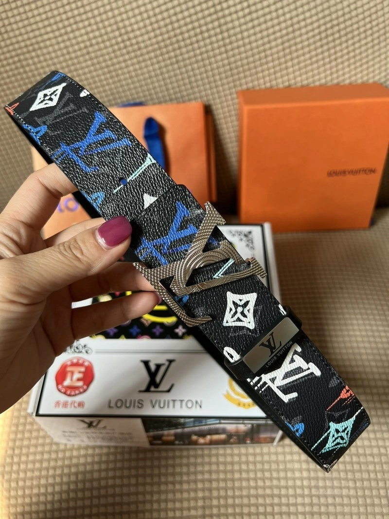 Louis Vuitton Belts UrbanChic 301221
