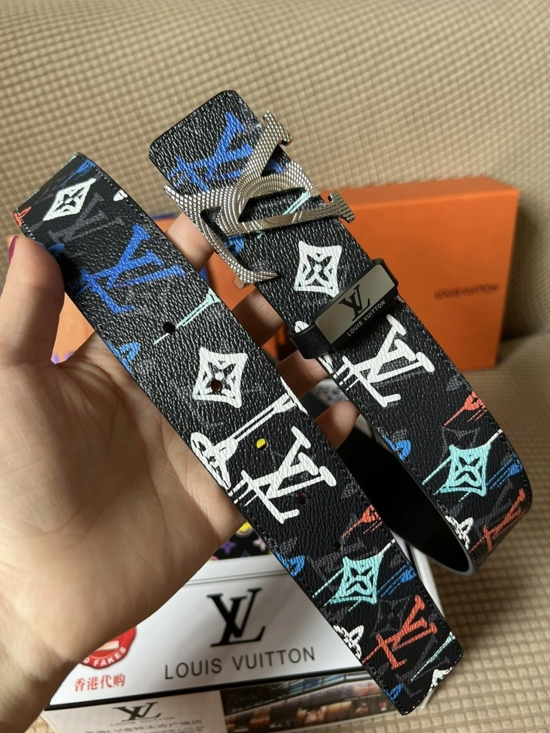 Louis Vuitton Belts UrbanChic 301221