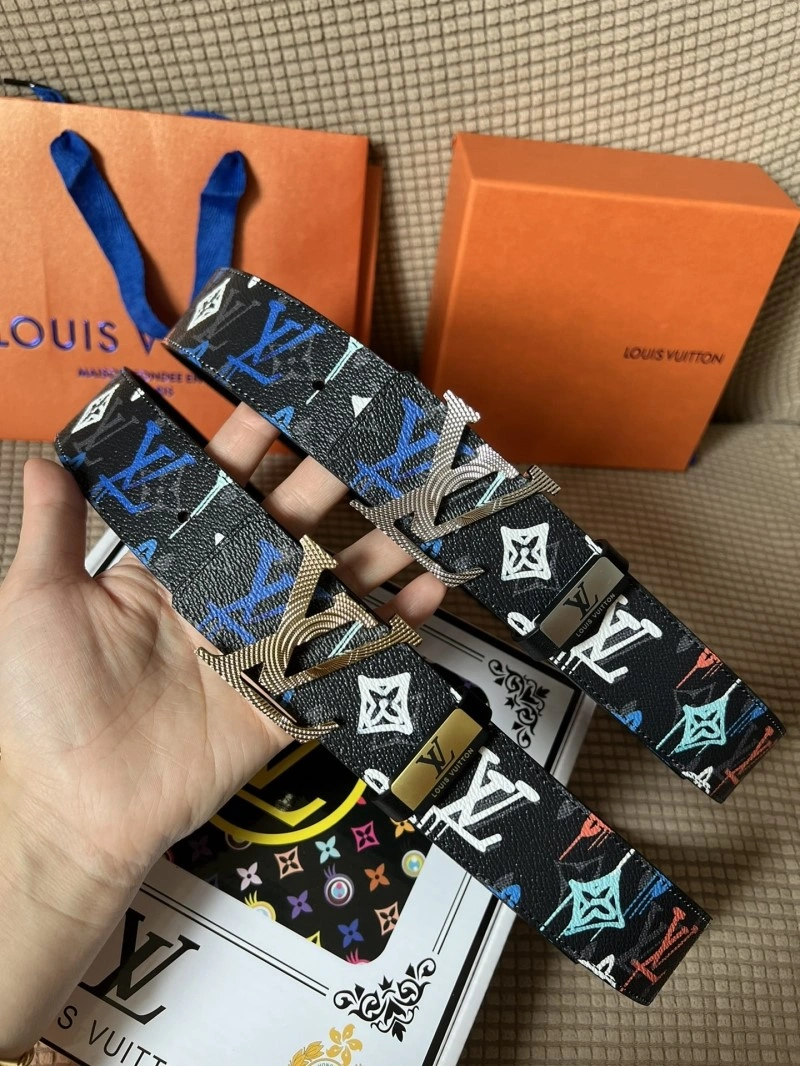 Louis Vuitton Belts UrbanChic 301221