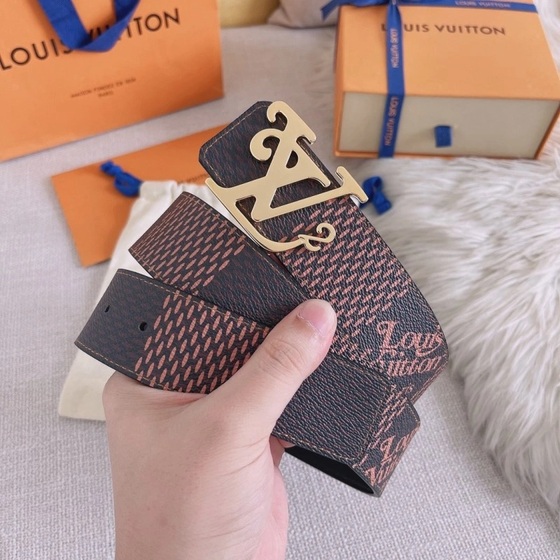TechFriendly Louis Vuitton Belts 301179
