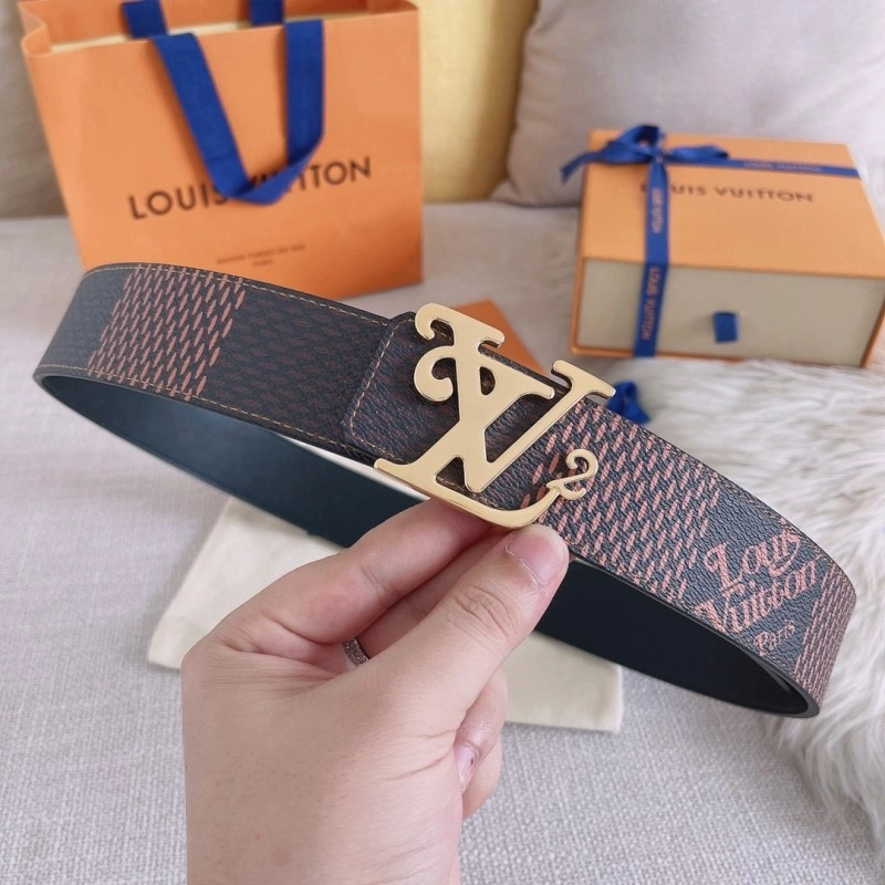 TechFriendly Louis Vuitton Belts 301179