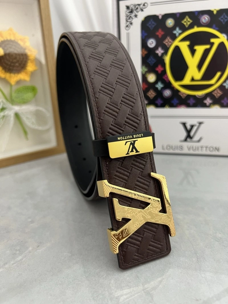 Unique Louis Vuitton Belts 301172