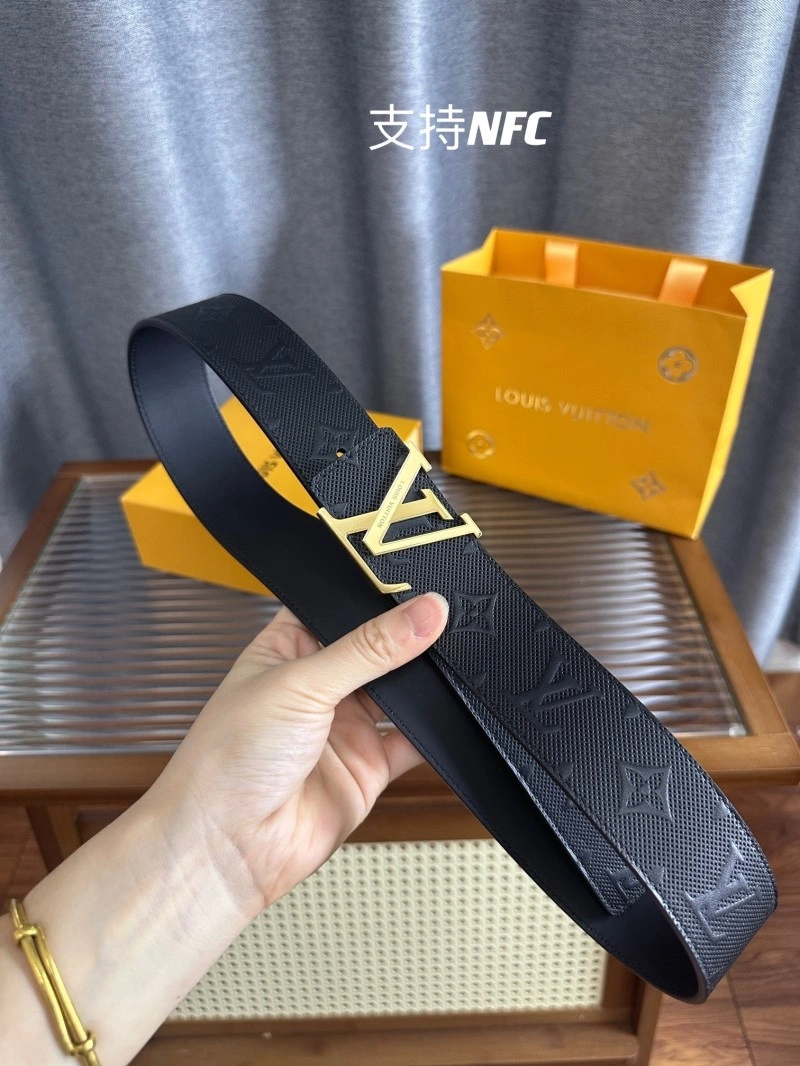 Louis Vuitton Belts Attractive 301167
