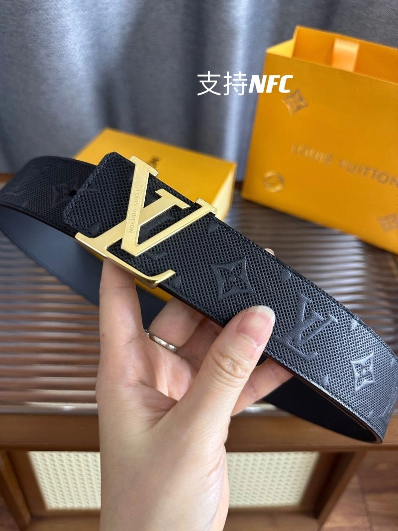 Louis Vuitton Belts Attractive 301167