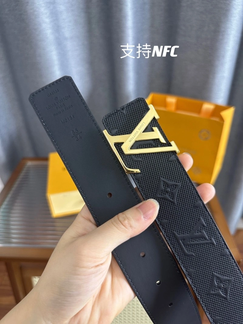 Louis Vuitton Belts Attractive 301167