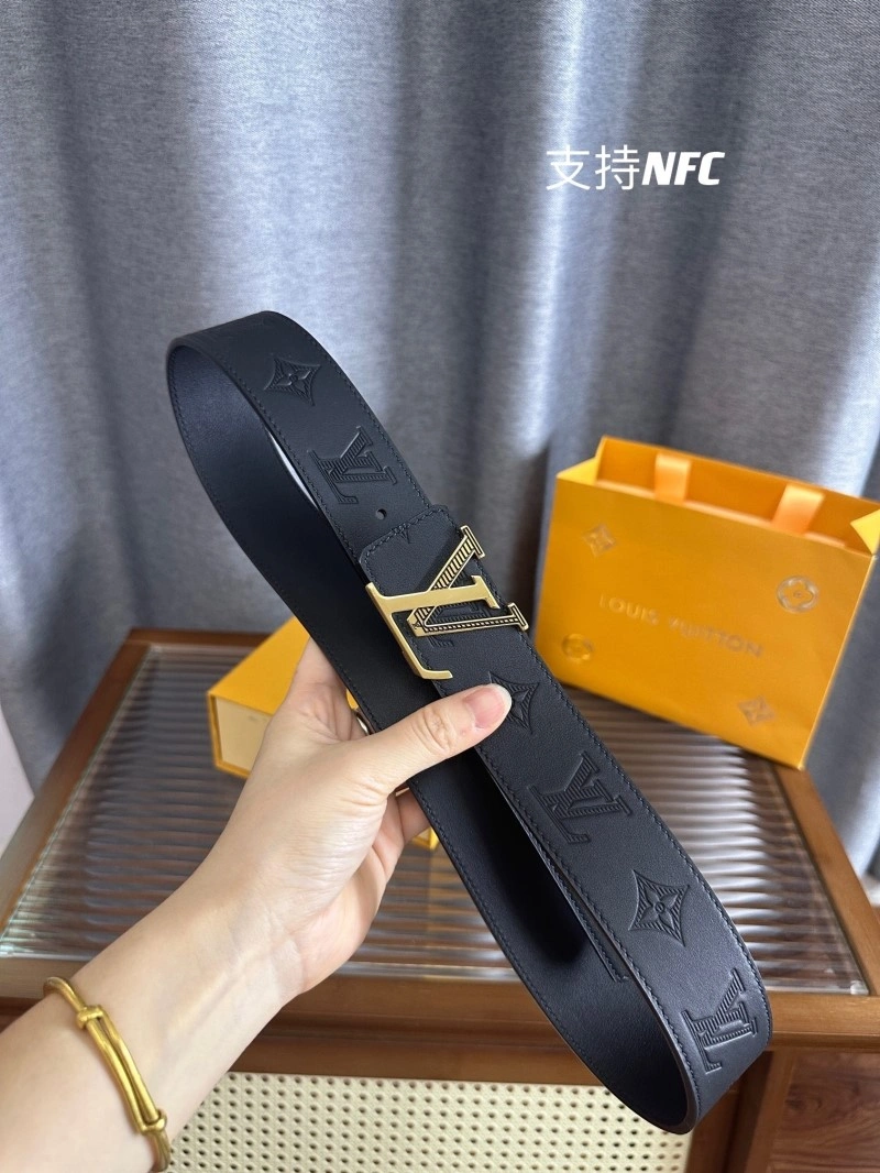 Louis Vuitton Belts FashionForward 301157