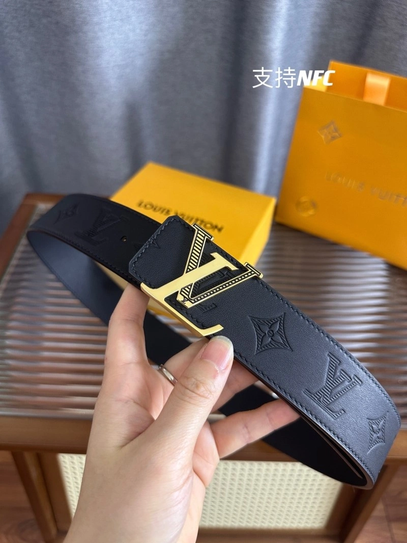 Louis Vuitton Belts FashionForward 301157
