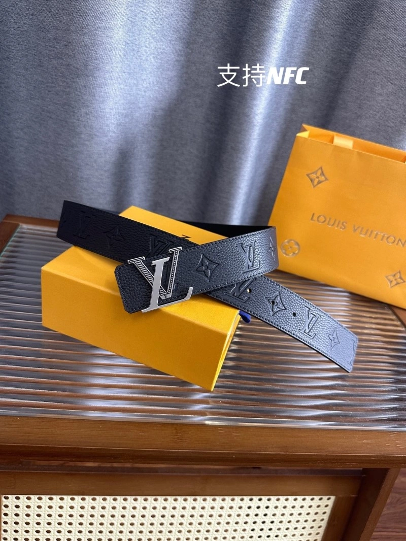 Practical Louis Vuitton Belts 301160