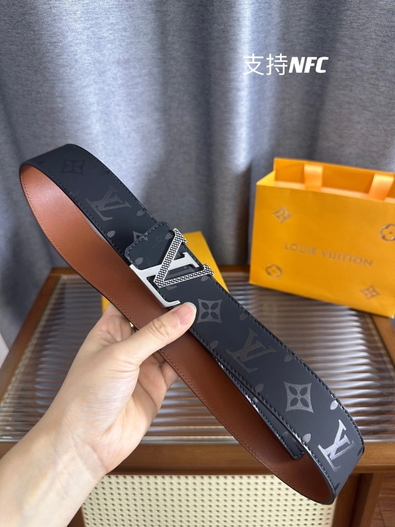 ZipUp Louis Vuitton Belts 301147