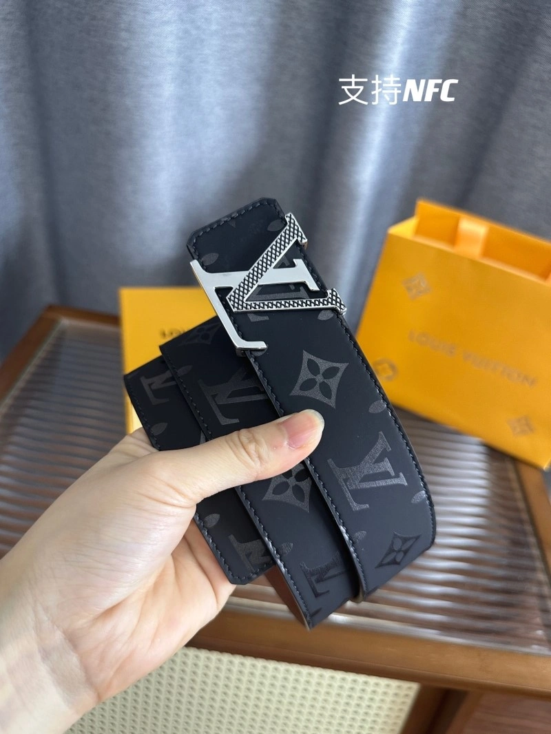 ZipUp Louis Vuitton Belts 301147