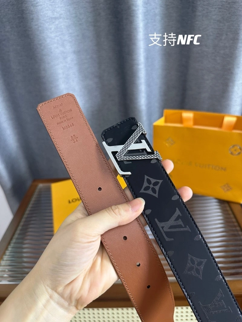 ZipUp Louis Vuitton Belts 301147