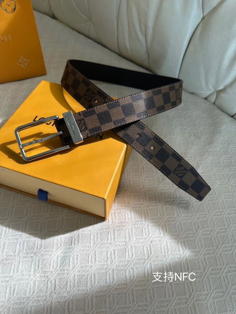 Compact Louis Vuitton Belts 301136