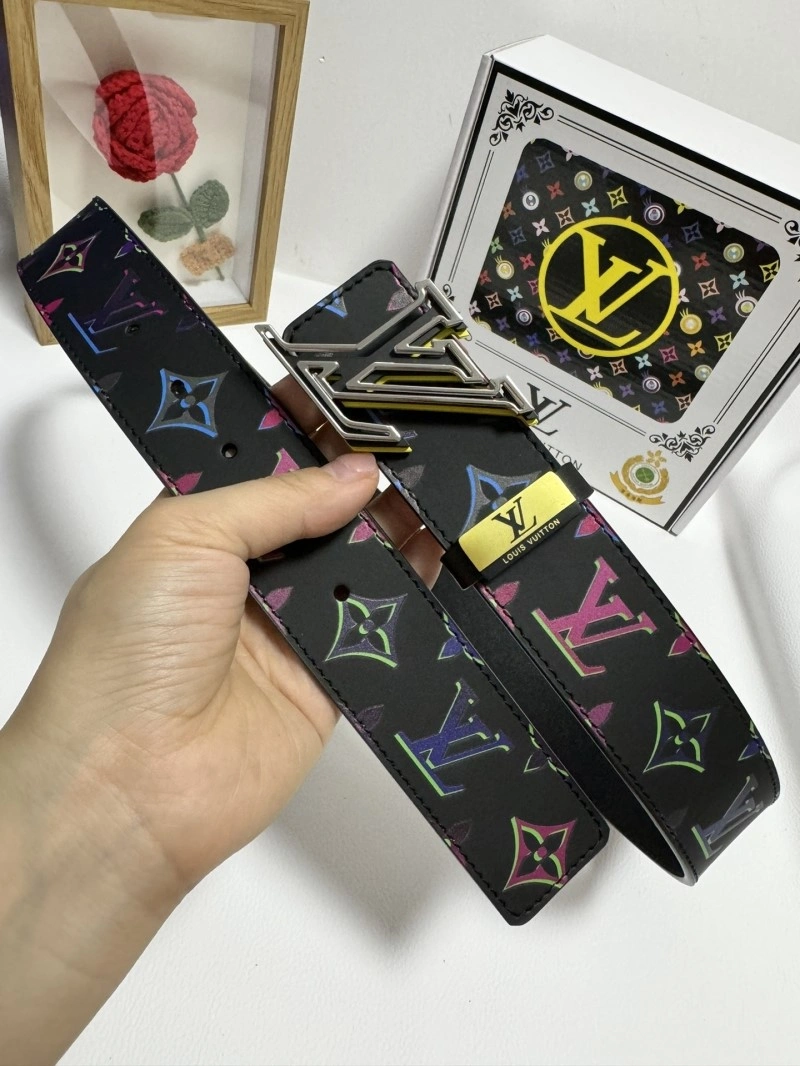 Vibrant Louis Vuitton Belts 301111
