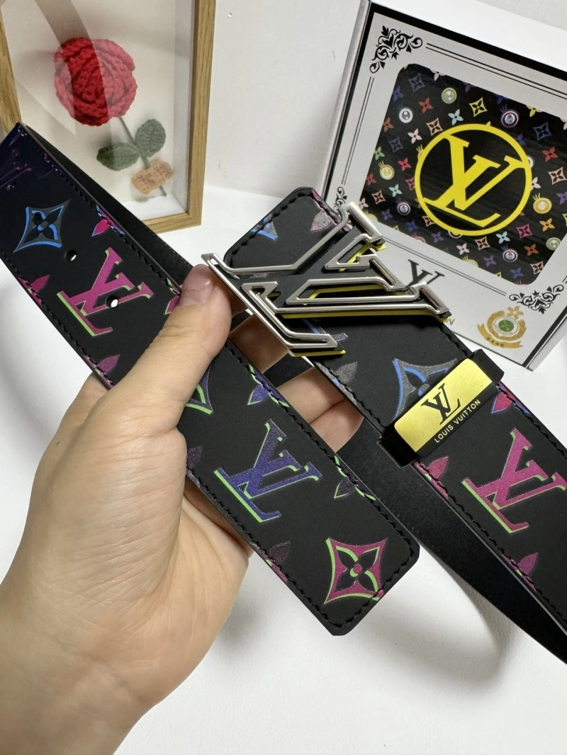 Vibrant Louis Vuitton Belts 301111