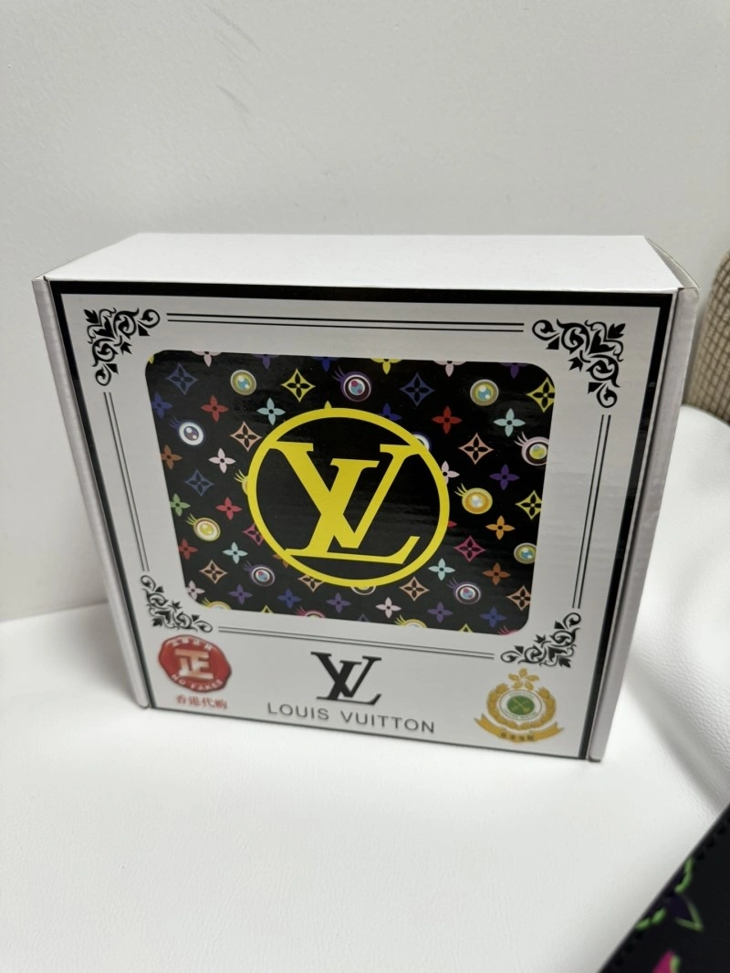 Vibrant Louis Vuitton Belts 301111