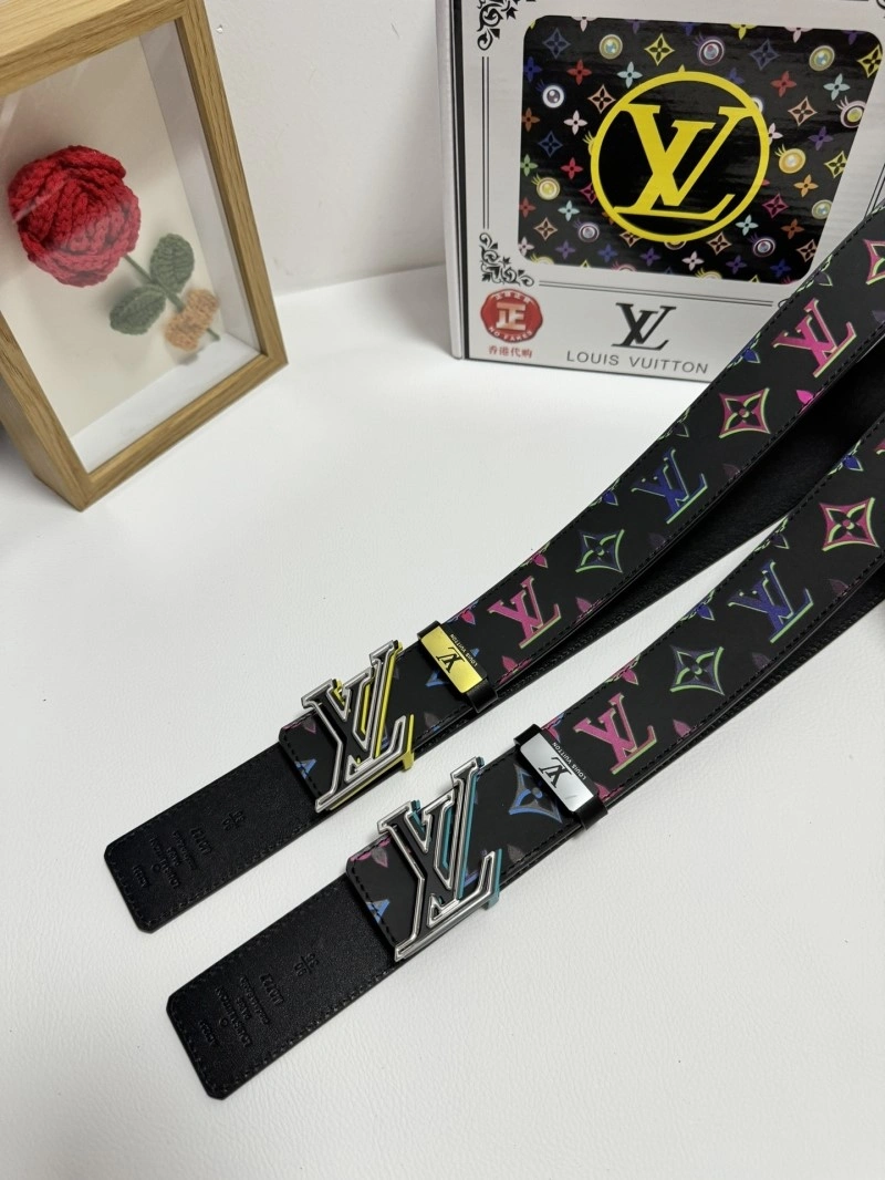 Lightweight Louis Vuitton Belts 301118