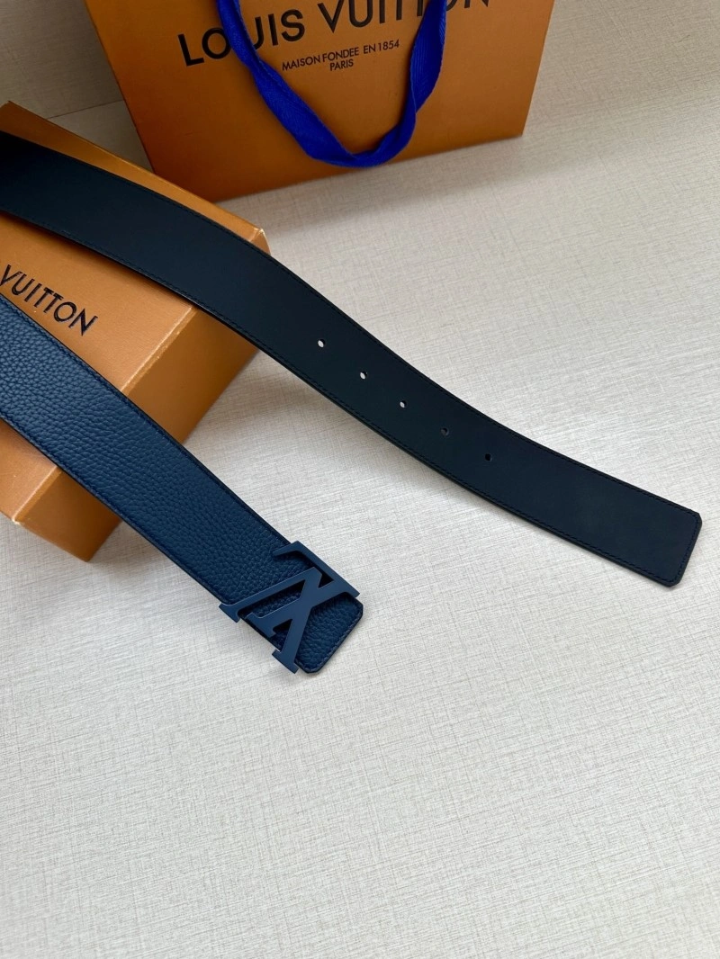 Louis Vuitton Belts Bright 301075