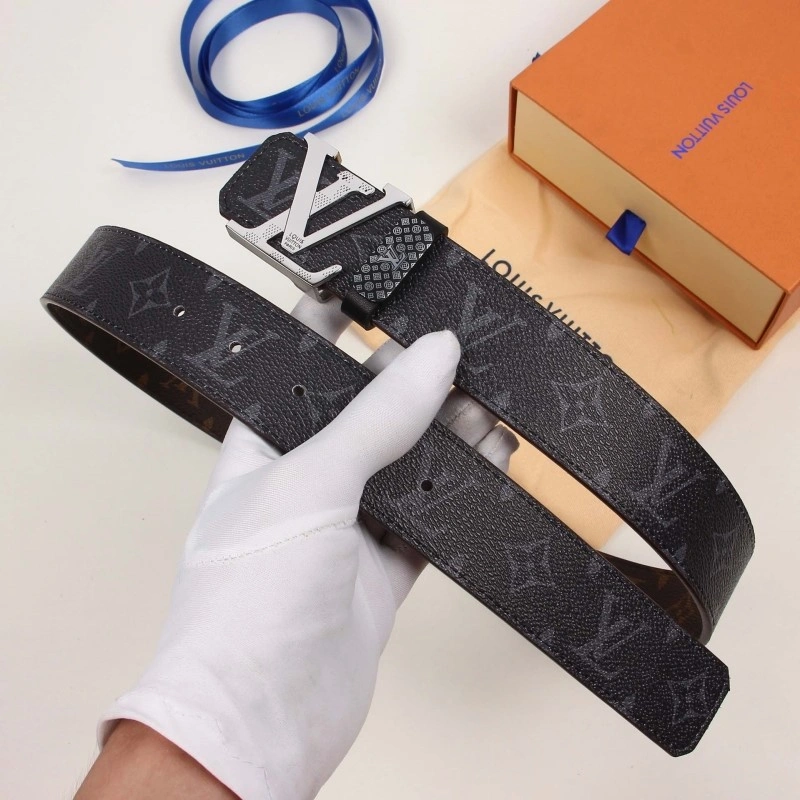 UrbanChic Louis Vuitton Belts 301044