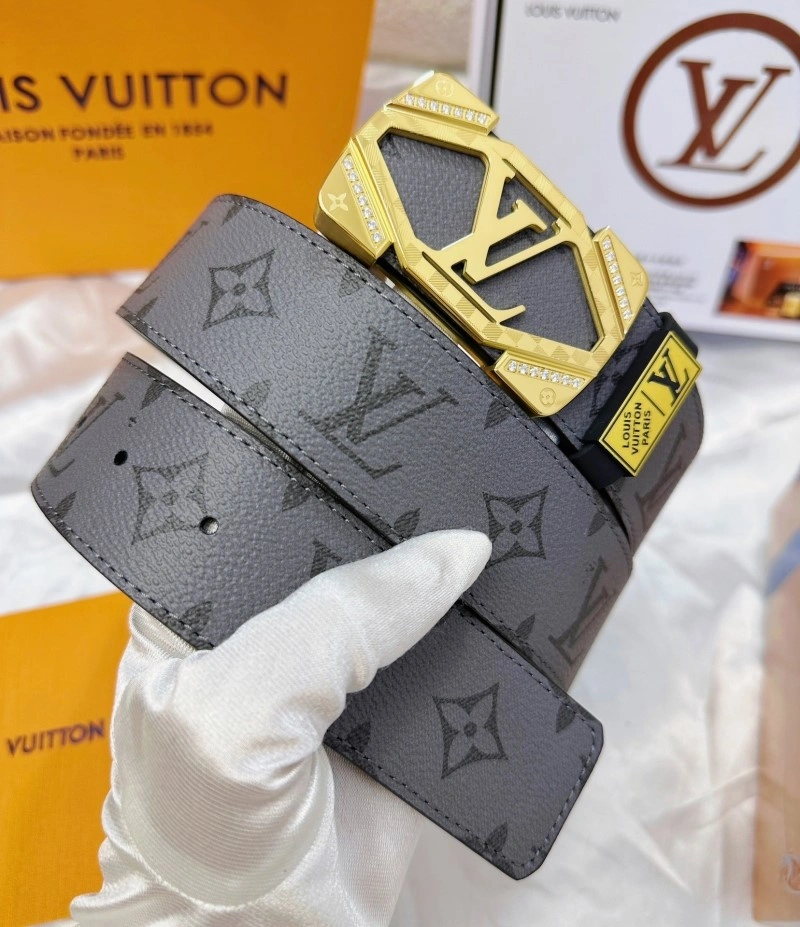 Sporty Louis Vuitton Belts 301030