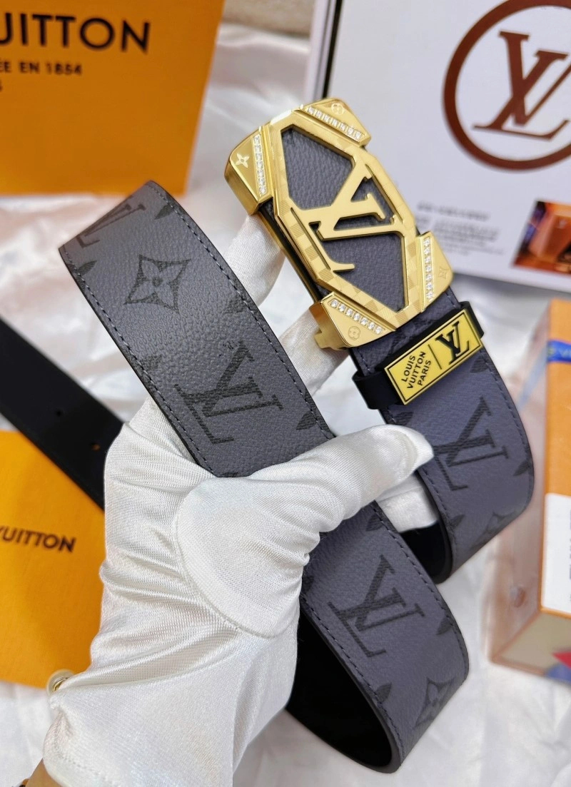 Sporty Louis Vuitton Belts 301030