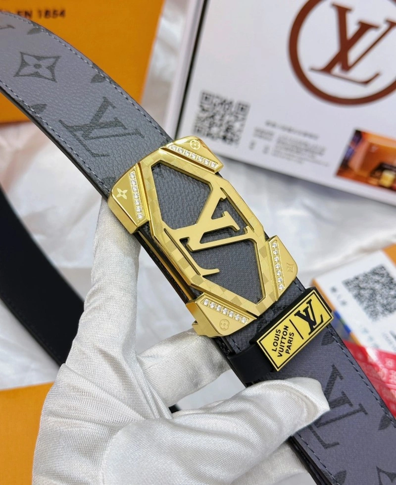 Sporty Louis Vuitton Belts 301030