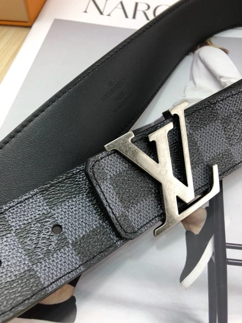 Louis Vuitton Belts Sporty 301038