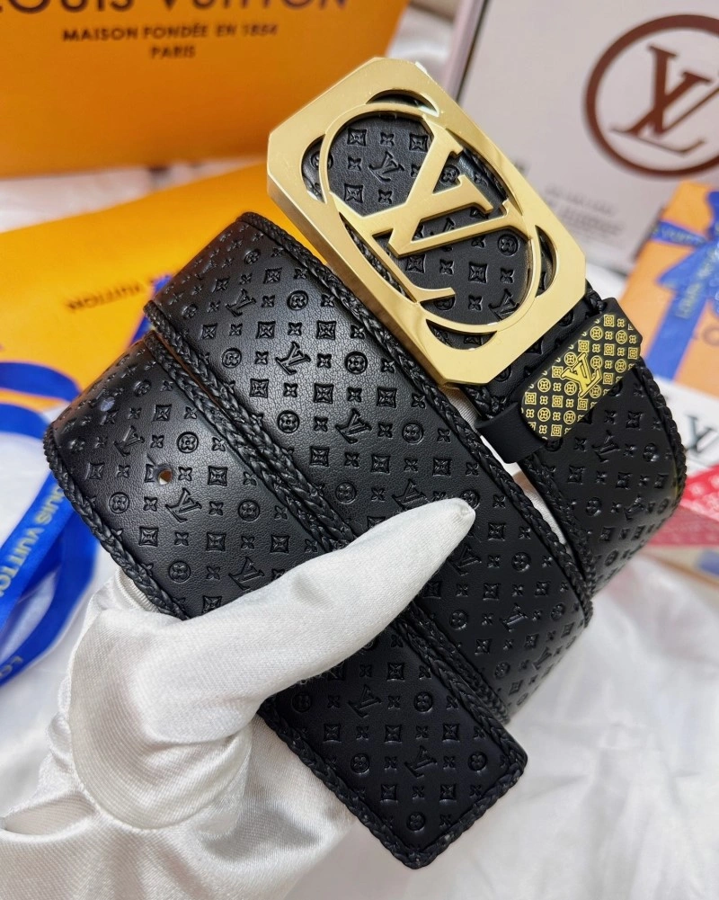Louis Vuitton Belts TravelReady 301003