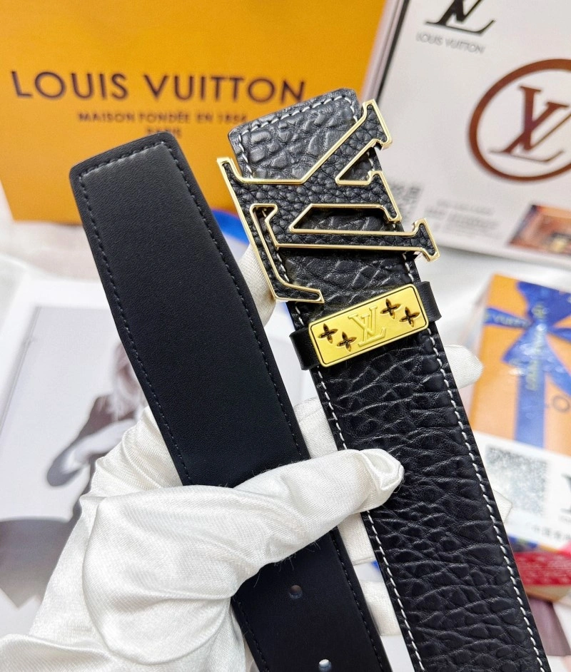 Louis Vuitton Belts Snug 301010