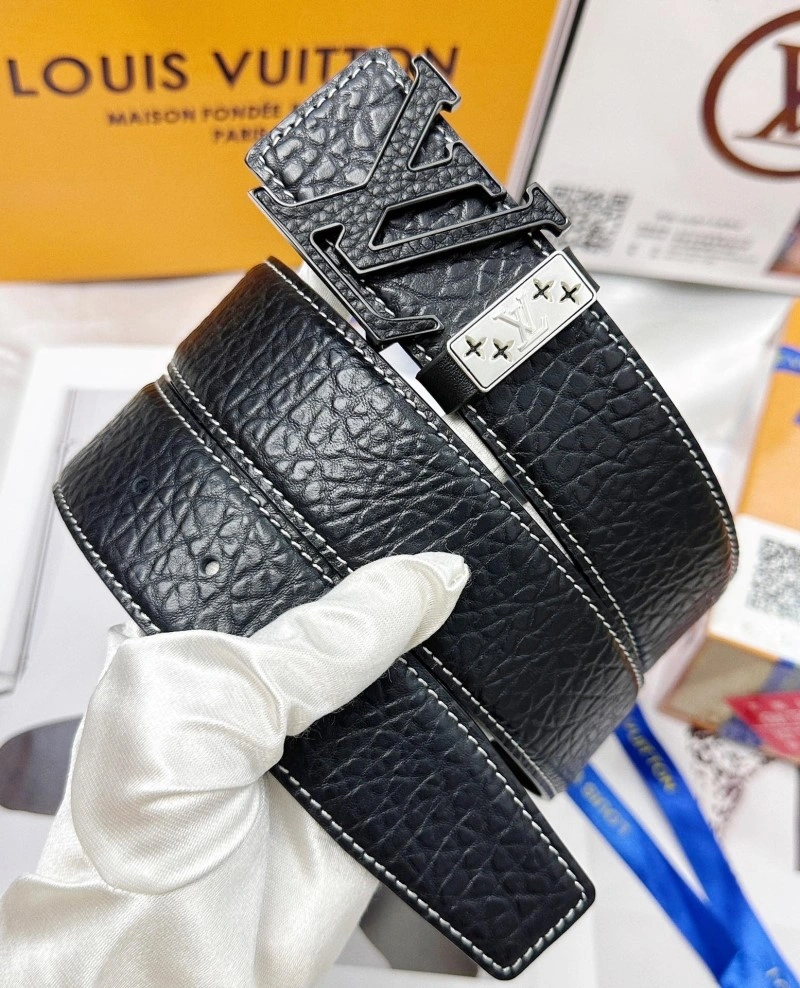 Snug Louis Vuitton Belts 300994
