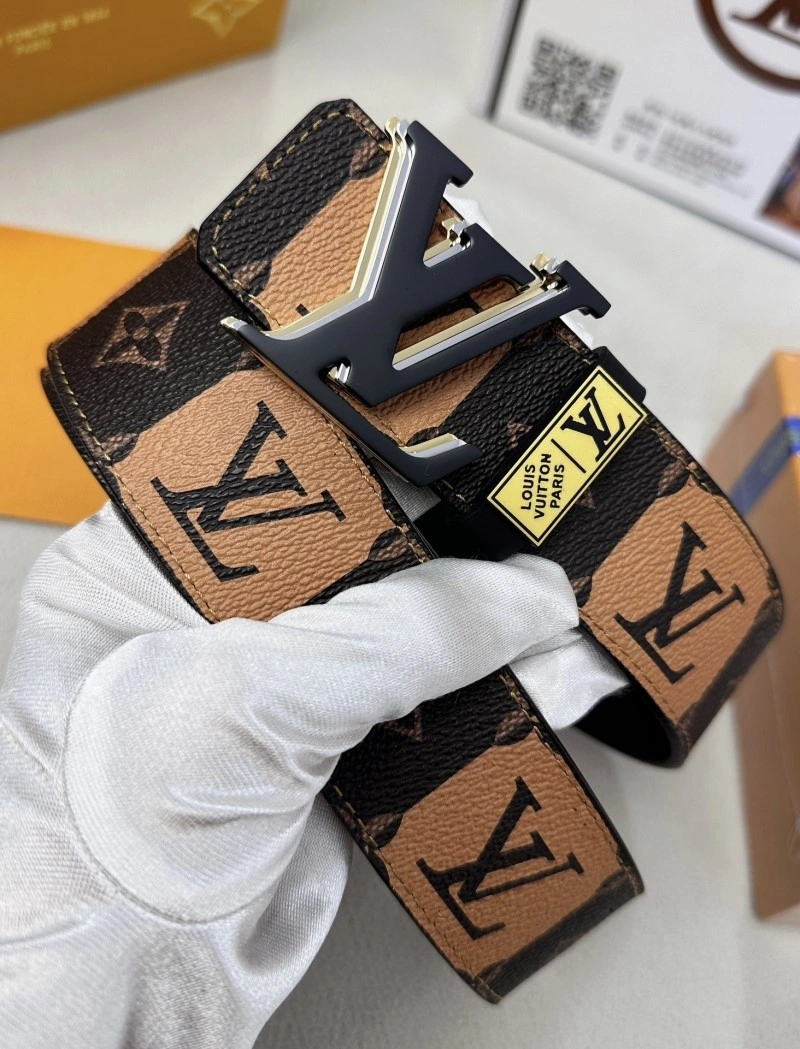Classic Louis Vuitton Belts 300981