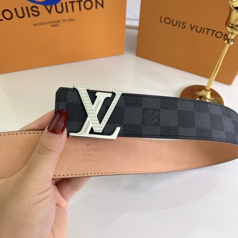 Breathable Louis Vuitton Belts 300987