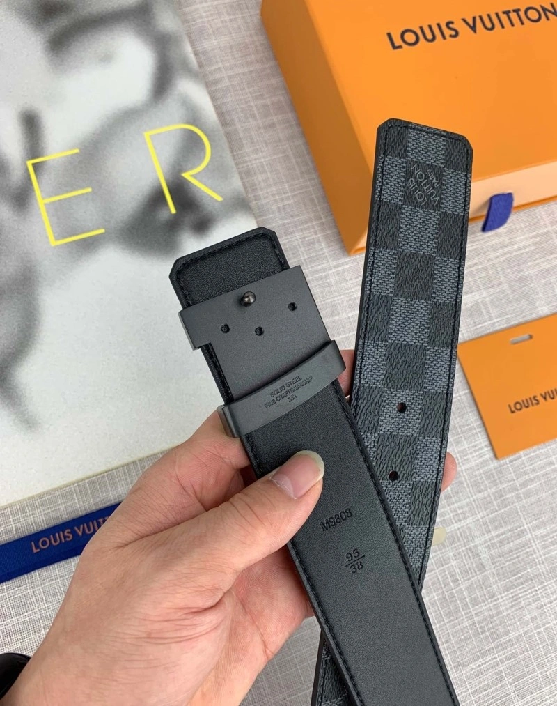 Louis Vuitton Belts Supportive 300984