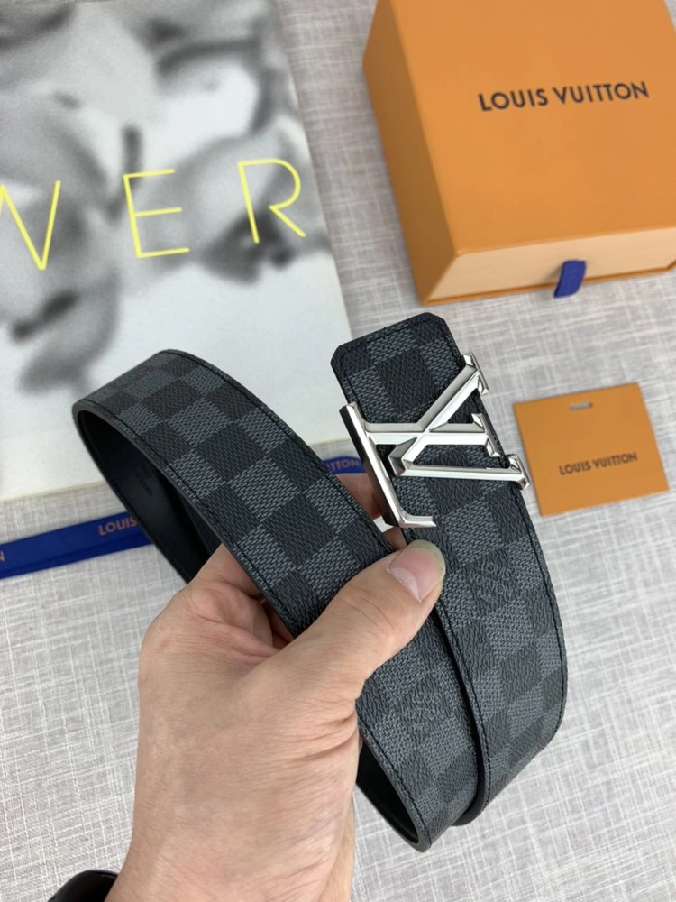Louis Vuitton Belts TravelReady 300985