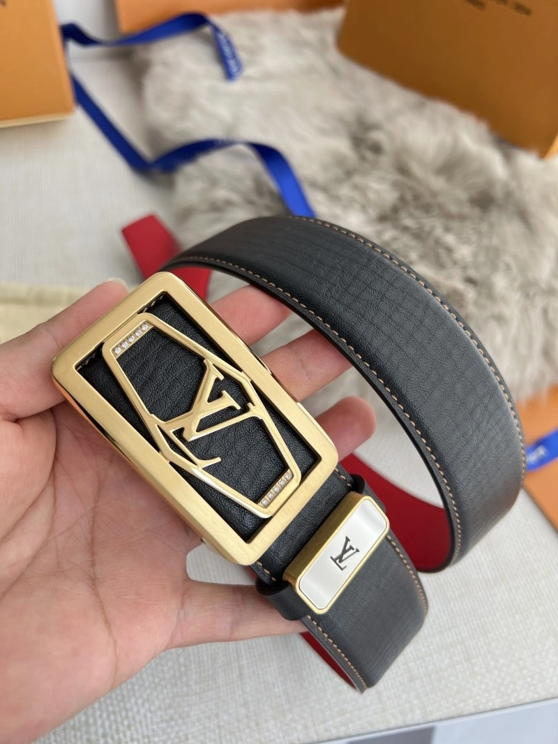 Louis Vuitton Belts Fashionable 300978