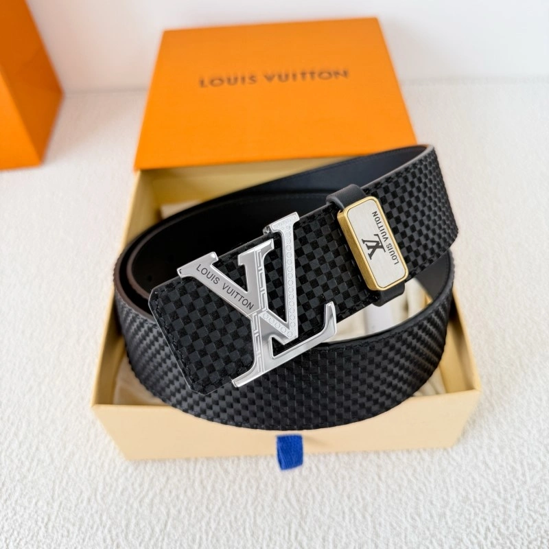 Louis Vuitton Belts UrbanChic 300960